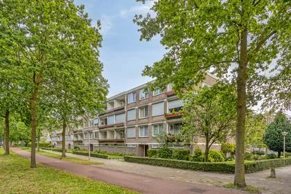 Appartement te koop: Veldmaarschalk Montgomerylaan 308, Generalenbuurt Eindhoven