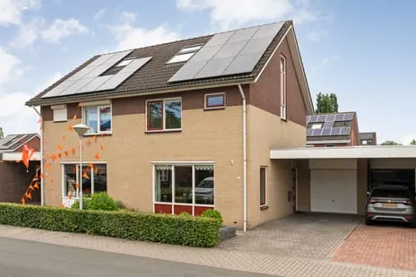 Terraced house for sale: Veldsinklaan 33, Marslanden Hardenberg
