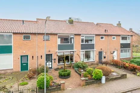Tussenwoning te koop: Veldstraat 11, Putten-Zuid-Oost Putten