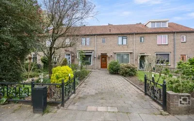 Tussenwoning te koop: Veldstraat 20, St. Anna Nijmegen