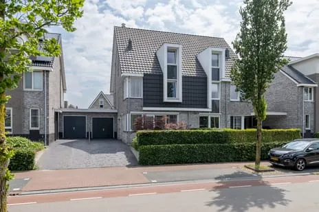 Terraced house for sale: Vellerselaan 68, Veller Barneveld