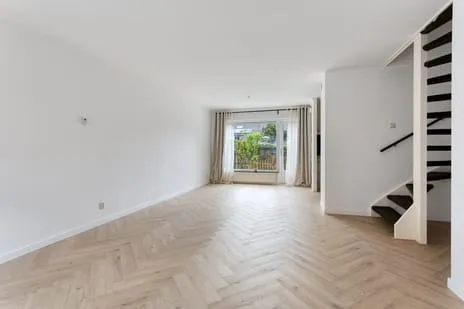 Tussenwoning te koop: Velsenpad 13, Stedenwijk Midden-noord Almere