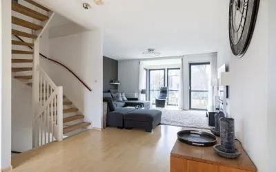 Tussenwoning te koop: Veluwemeer 166, Waterrijk Woerden