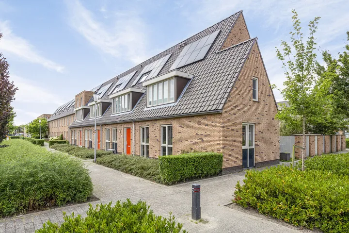 Tussenwoning te huur: Veluwemeerplantsoen 35, Merenbuurt Berkel En Rodenrijs