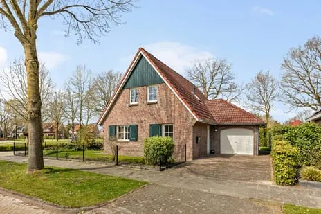 Vrijstaande woning te koop: Veluwestraat 105, Vossenbelt-Noord Hengelo