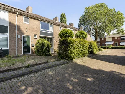 Terraced house for sale: Velveweg 118, Velve-Lindenhof Enschede