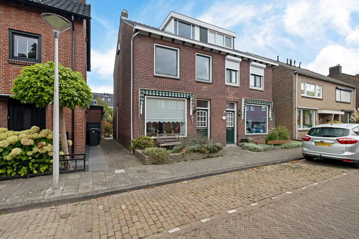 Koopwoning: Velveweg 27 in Enschede - €275.000 - 121m²
