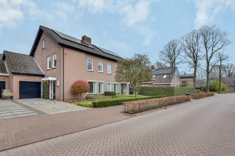 Tussenwoning te koop: Vendellaan 21, Hilvarenbeek Hilvarenbeek