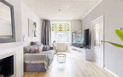 Tussenwoning te koop: Venenlaan 91, Venelaankwartier - Buurt 11 02 Hoorn