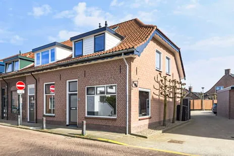 Hoekwoning te koop: Venestraat 82, Nautena-zuid/Schulpkamp Nijkerk