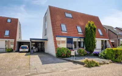 Terraced house for sale: Venkel 40, De Kruidentuin Dronten