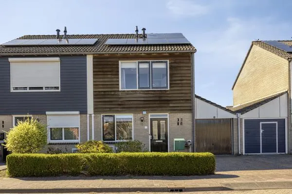 Tussenwoning te koop: Venkel 7, Klazienaveen-Noord Klazienaveen