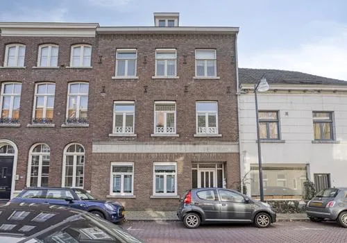 Appartement te koop: Venlosepoort 4A, Roermond