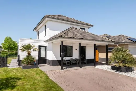 Vrijstaande woning te koop: Vennendal 37, Buitenhof Lelystad