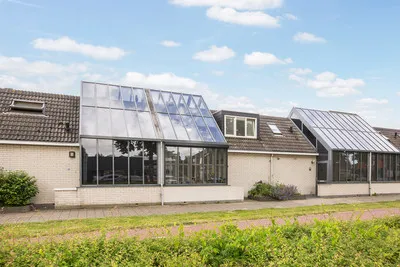 Terraced house for sale: Venneperweg 282, Nieuw-Vennep Zuid Nieuw-Vennep