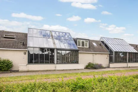 Tussenwoning te koop: Venneperweg 282, Nieuw-Vennep Zuid Nieuw-Vennep
