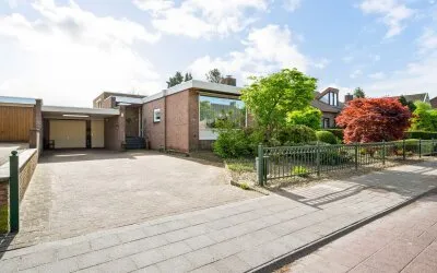 Twee-onder-één-kap te koop: Venrayseweg 56, Molenveld Horst