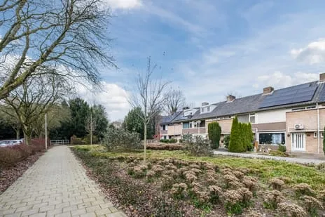 Tussenwoning te koop: Venuslaan 403, Eckart Eindhoven