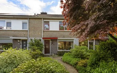 Tussenwoning te koop: Venuslaan 77, Paddepoel-Noord Groningen