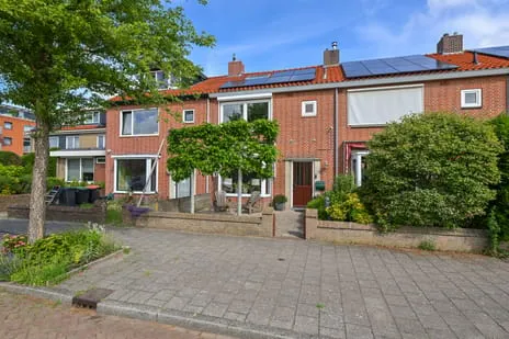 Tussenwoning te koop: Venusstraat 9, Saturnusbuurt Ijmuiden