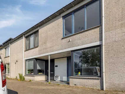 Tussenwoning te koop: Vera Bondamstraat 20, Schenkwijk Leiden