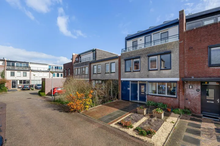 Tussenwoning te koop: Verdistraat 7, Componistenbuurt Gouda