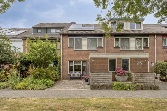 Tussenwoning te koop: Verfmolen 12, Westerkoog Oost Koog Aan De Zaan