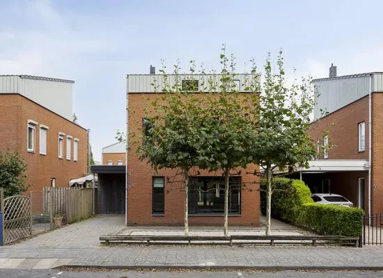 Vrijstaande woning te koop: Vergezicht 10, Groenoord Elst