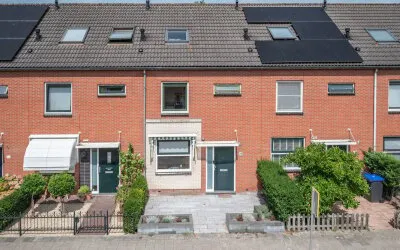 Tussenwoning te koop: Verheullaan 78, Oosteindsche Ackers Bergschenhoek