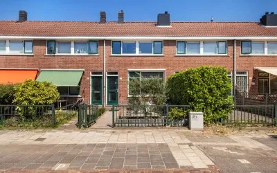 Tussenwoning te koop: Verhulststraat 22, Viottakade en omgeving Dordrecht