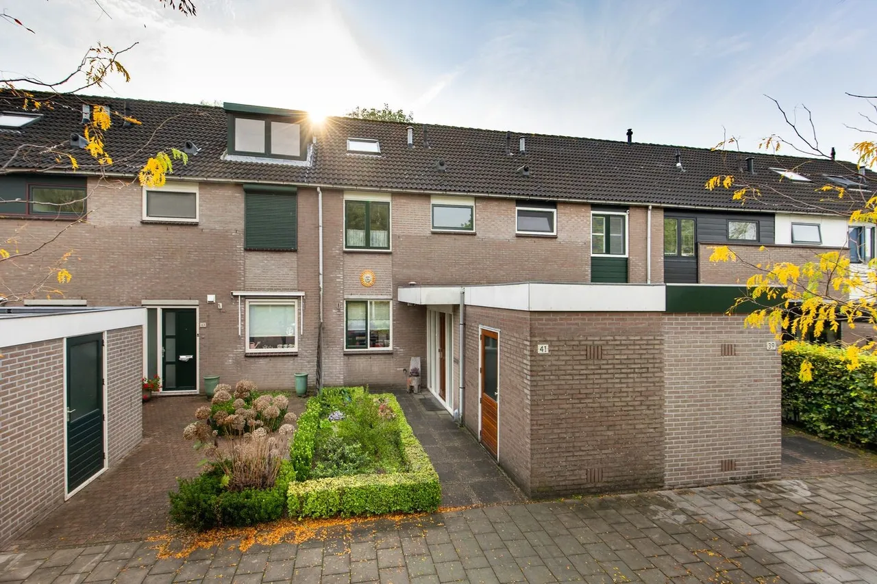 Tussenwoning te koop: Verisstraat 41, Hoofddorp