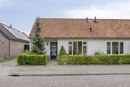 Corner house for sale: Verlengde Raagtenstraat 1, Donk Beek En Donk