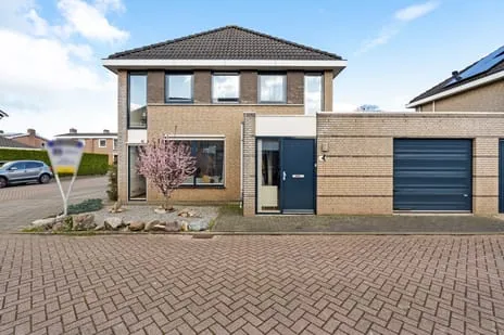 Tussenwoning te koop: Verlengde Heischeutstraat 12, Vlashoek Oss