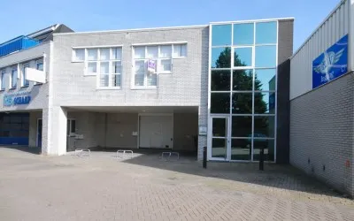 Tussenwoning te huur: Verlengde Hoge Klei 32, Oostdorp Wassenaar