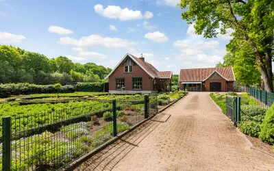 Vrijstaande woning te koop: Verlengde Meenweg 2, Verspreide huizen Herike Markelo