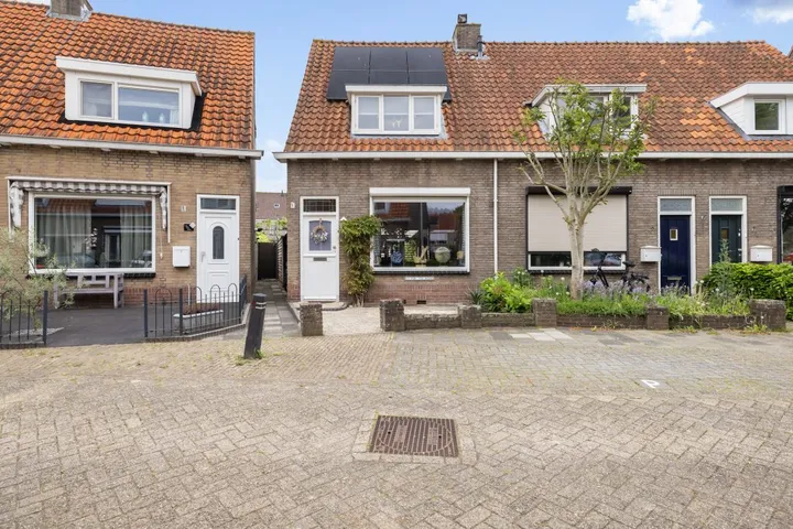 Hoekwoning te koop: Vermeerstraat 11, Winklerplein-Zuid Sliedrecht