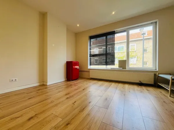 Apartment for rent: Verschoorstraat 68A01-VOORZIJDE, Tarwewijk Rotterdam