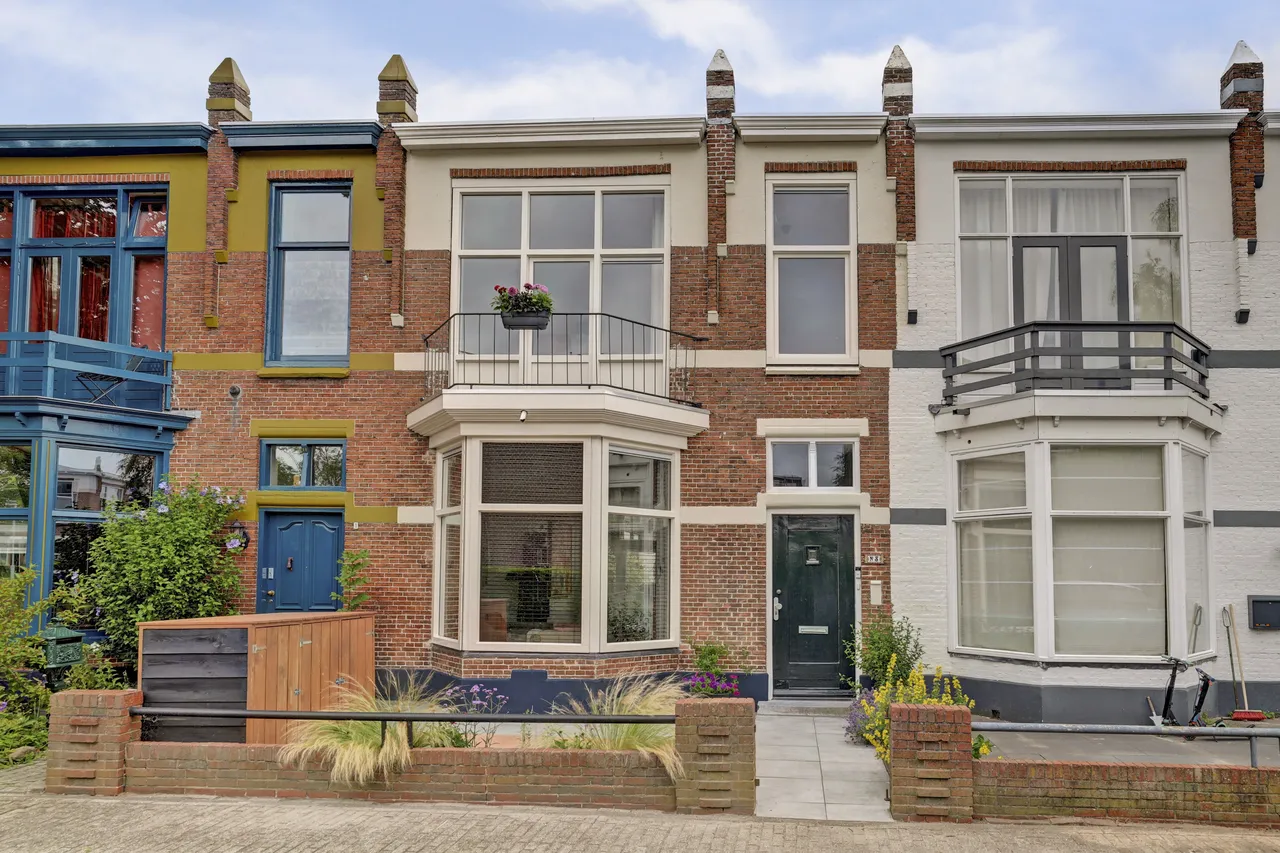 Tussenwoning te koop: verstolkstraat 3, Leeuwarden