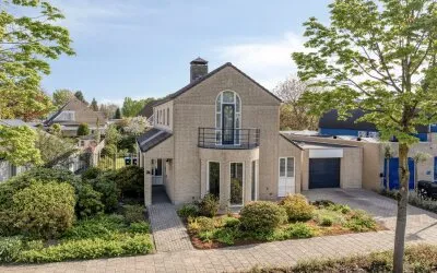 Twee-onder-één-kap te koop: Verzetsheldenlaan 24, Kerkdorp Acht Eindhoven