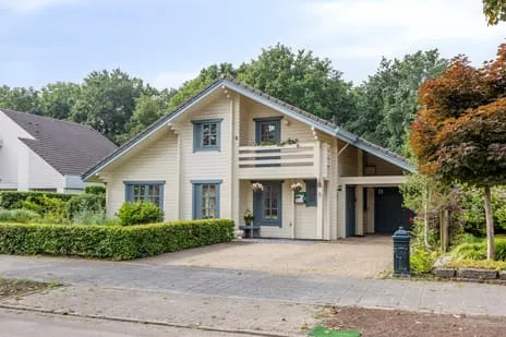 Vrijstaande woning te koop: Verzetsheldenlaan 9, Kerkdorp Acht Eindhoven
