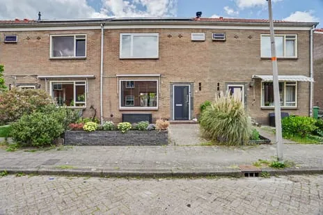 Tussenwoning te koop: Verzetsstraat 31, Dorrestein-Noord Nieuwerkerk Aan Den Ijssel