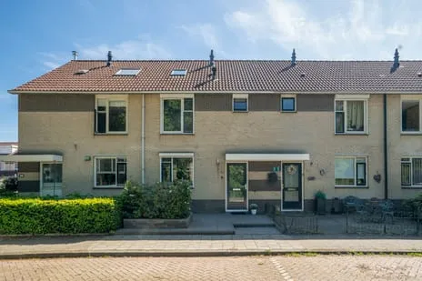 Tussenwoning te koop: Vespuccistraat 33, Bentveld-Bultserve Enschede
