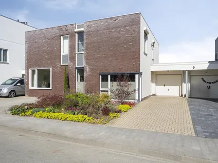 Tussenwoning te koop: Vesta 5, Born