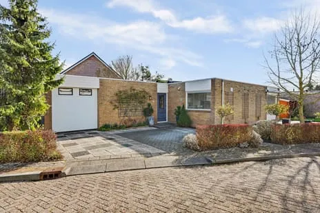 Vrijstaande woning te koop: Vestalaan 2, Rockanje Rockanje