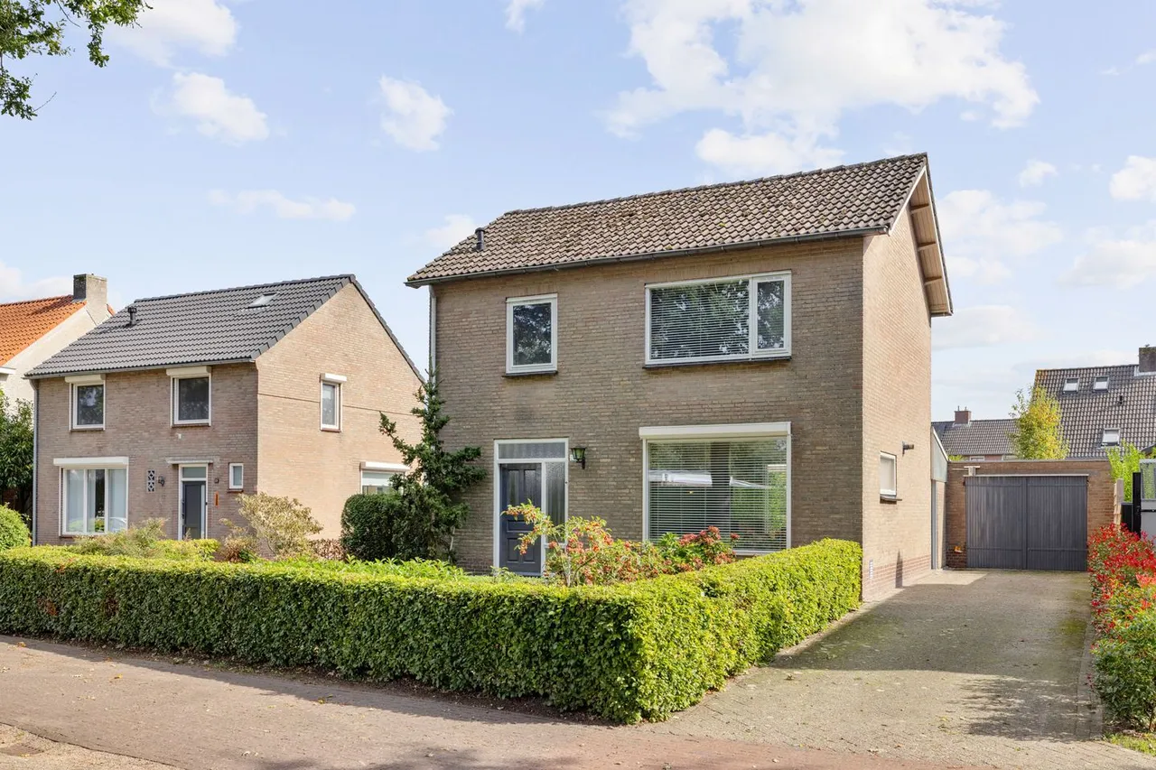 Vrijstaande woning te koop: Vestdijk 26, Oost West En Middelbeers