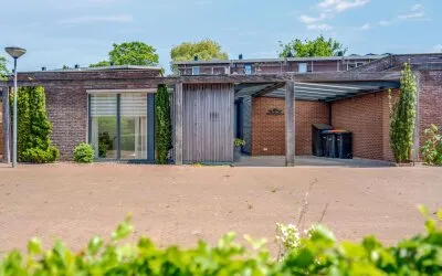 Tussenwoning te koop: Vestdijkhof 5, Steenwijk West Steenwijk