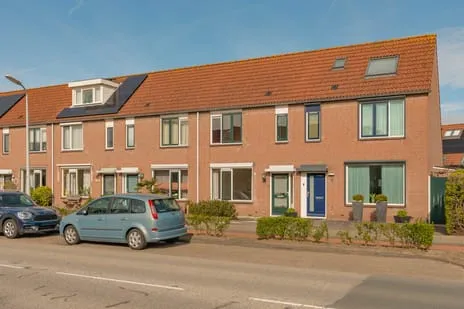 Tussenwoning te koop: Vestdijklaan 8, Zandevelt 'S-Gravenzande