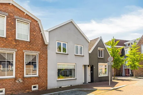 Tussenwoning te koop: Vestdijkstraat 23, Binnenstad Hulst