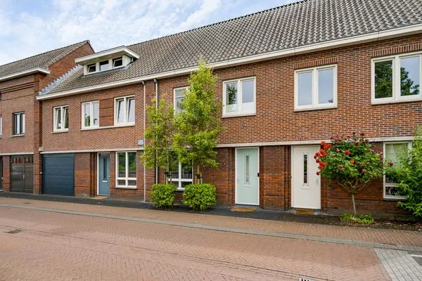 Tussenwoning te koop: Vestesingel 26, Oolder Veste Herten