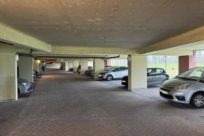 Huurwoning: Vesting in Vijfhuizen - €15.000 per maand
